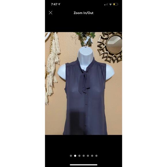 Levi's Blouse - Picture 2 of 7